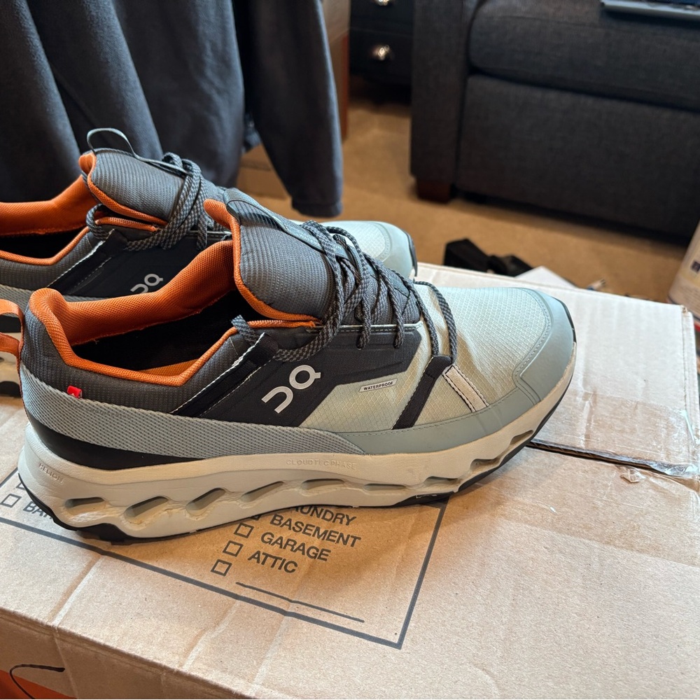 On Running Men's Gray and Orange Shoes